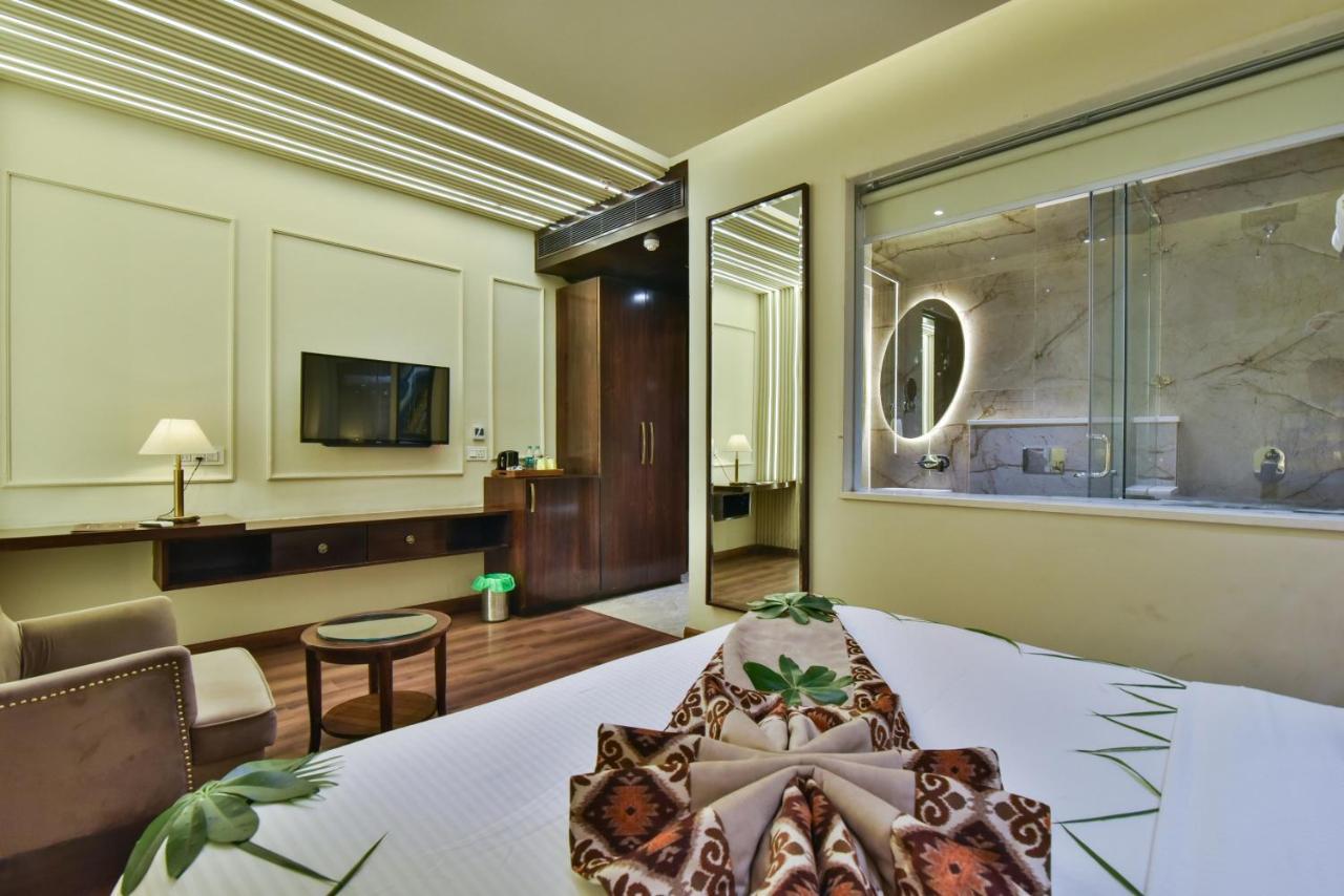 Hotel Br Grand With Nimo Club Amritsar -5 Mint From Golden Temple Eksteriør billede