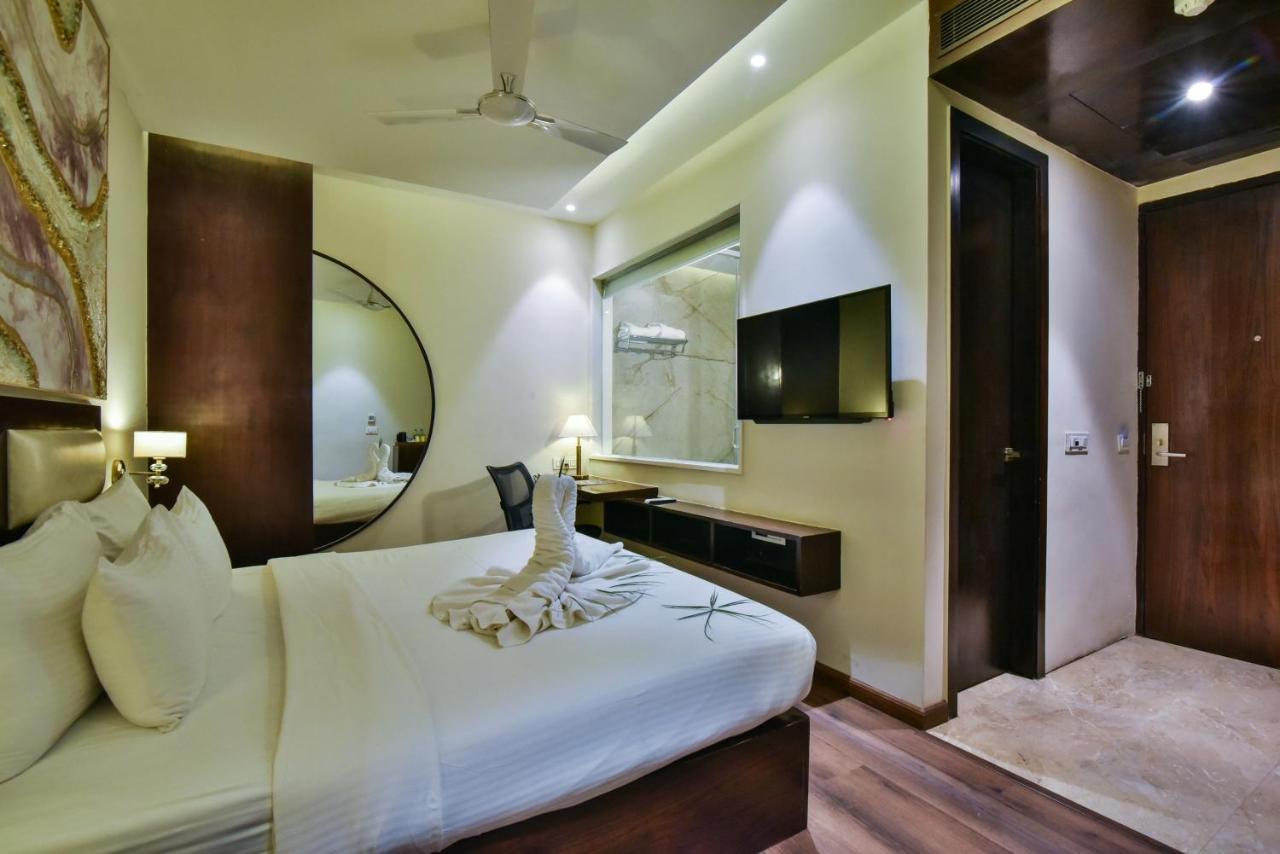 Hotel Br Grand With Nimo Club Amritsar -5 Mint From Golden Temple Eksteriør billede