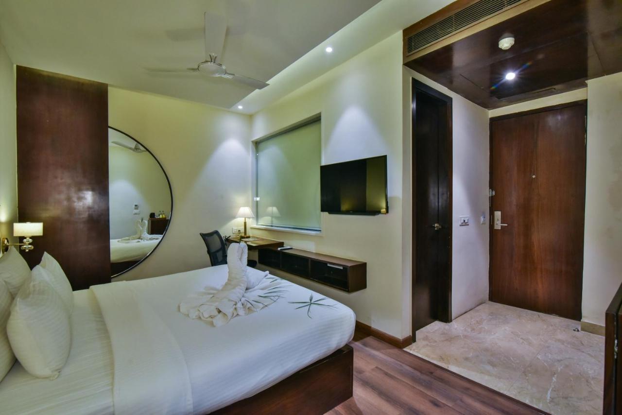 Hotel Br Grand With Nimo Club Amritsar -5 Mint From Golden Temple Eksteriør billede